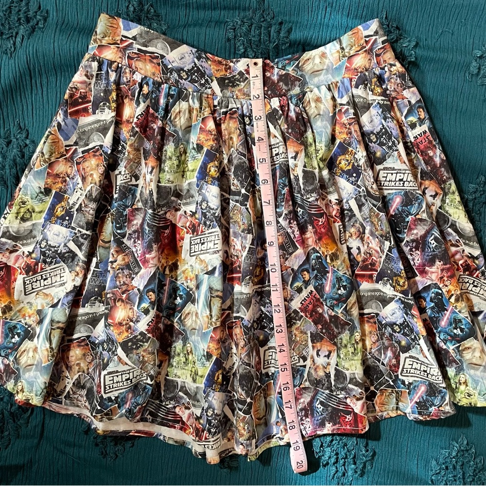 Her Universe Star Wars Skirt, M. NWT